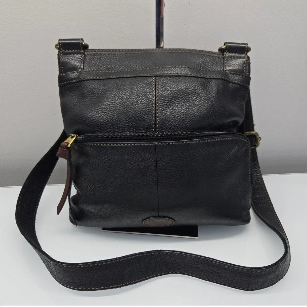 Fossil Crossbody Messenger Bag Medium Black Pebbled Leather Multi Pocket Utility